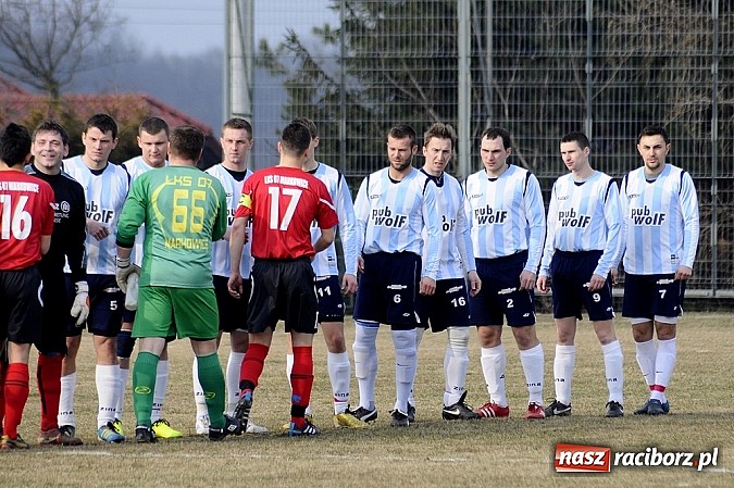 Zdjęcie w galerii na portalu naszraciborz.pl: Markowice pierwszym pogromcą Pawłowa wiadomości z regionu