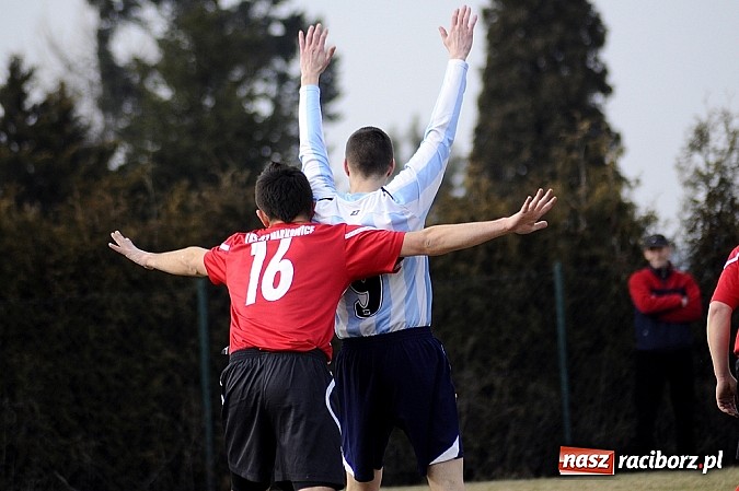 Zdjęcie w galerii na portalu naszraciborz.pl: Markowice pierwszym pogromcą Pawłowa wiadomości z regionu