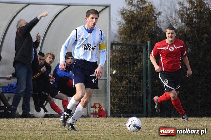 Zdjęcie w galerii na portalu naszraciborz.pl: Markowice pierwszym pogromcą Pawłowa wiadomości z regionu