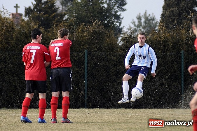 Zdjęcie w galerii na portalu naszraciborz.pl: Markowice pierwszym pogromcą Pawłowa wiadomości z regionu
