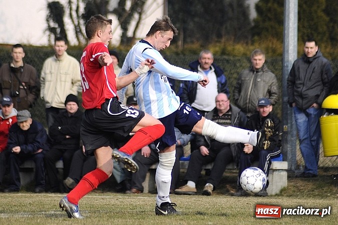 Zdjęcie w galerii na portalu naszraciborz.pl: Markowice pierwszym pogromcą Pawłowa wiadomości z regionu