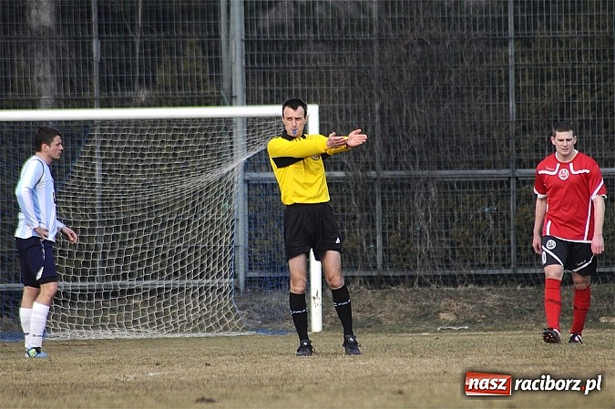 Zdjęcie w galerii na portalu naszraciborz.pl: Markowice pierwszym pogromcą Pawłowa wiadomości z regionu