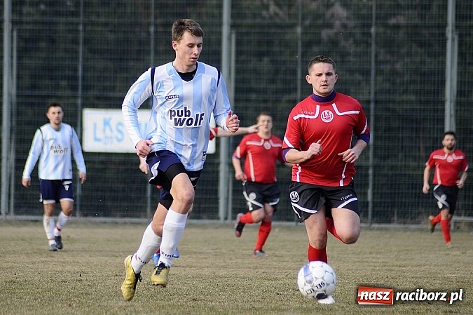 Zdjęcie w galerii na portalu naszraciborz.pl: Markowice pierwszym pogromcą Pawłowa wiadomości z regionu