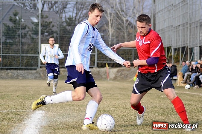 Zdjęcie w galerii na portalu naszraciborz.pl: Markowice pierwszym pogromcą Pawłowa wiadomości z regionu
