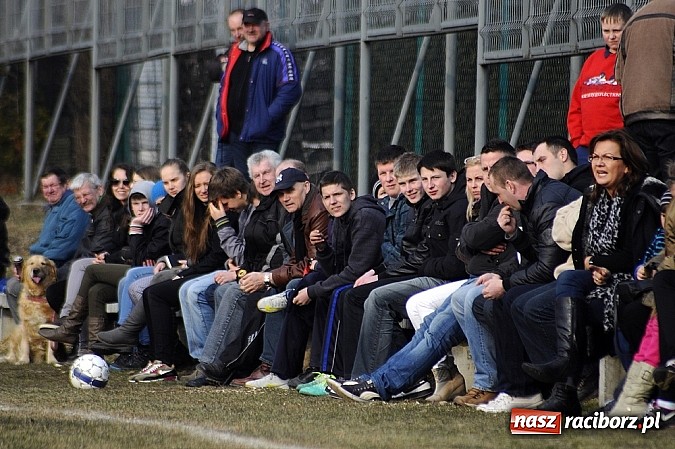 Zdjęcie w galerii na portalu naszraciborz.pl: Markowice pierwszym pogromcą Pawłowa wiadomości z regionu