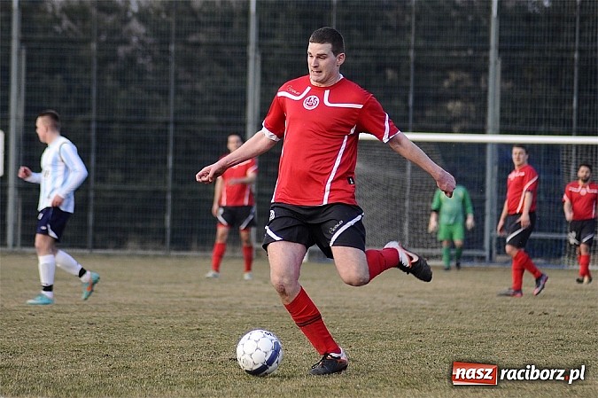 Zdjęcie w galerii na portalu naszraciborz.pl: Markowice pierwszym pogromcą Pawłowa wiadomości z regionu