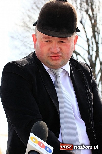 Zdjęcie w galerii na portalu naszraciborz.pl: Wielkanocna procesja konna w Bieńkowicach wiadomości z regionu