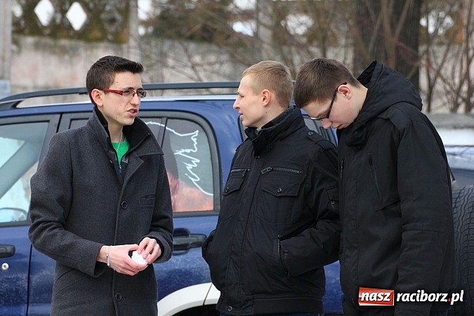 Zdjęcie w galerii na portalu naszraciborz.pl: Wielkanocna procesja konna w Bieńkowicach wiadomości z regionu