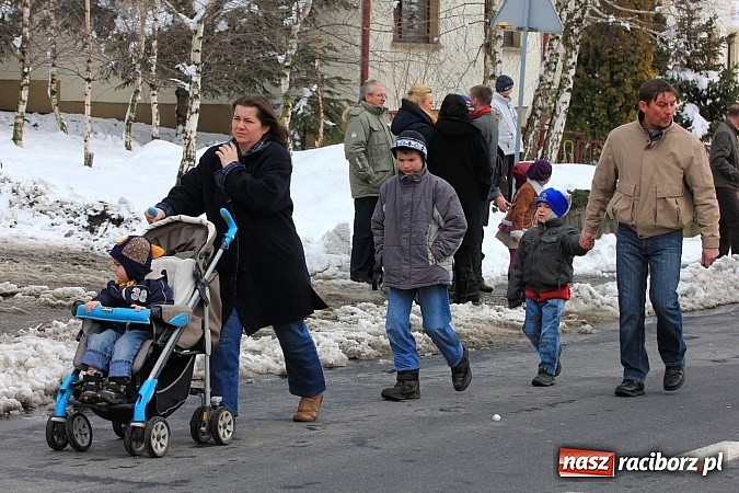Zdjęcie w galerii na portalu naszraciborz.pl: Wielkanocna procesja konna w Bieńkowicach wiadomości z regionu