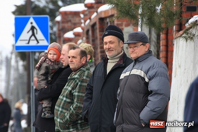 Zdjęcie w galerii na portalu naszraciborz.pl: Wielkanocna procesja konna w Bieńkowicach wiadomości z regionu