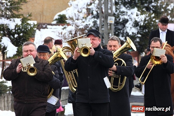 Zdjęcie w galerii na portalu naszraciborz.pl: Wielkanocna procesja konna w Bieńkowicach wiadomości z regionu