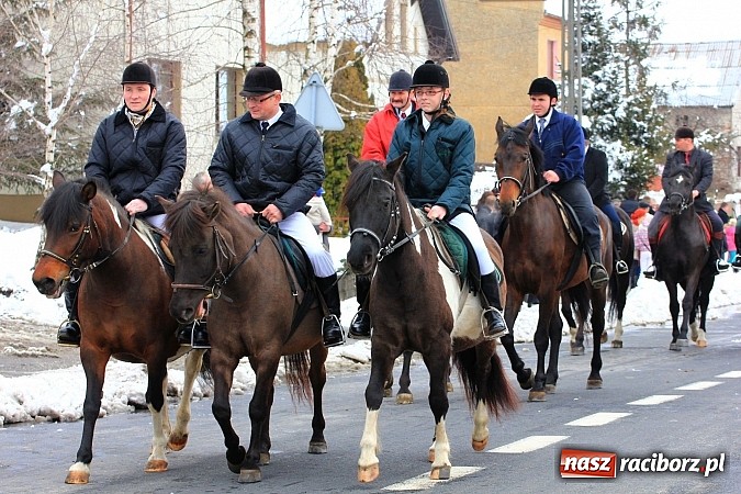 Zdjęcie w galerii na portalu naszraciborz.pl: Wielkanocna procesja konna w Bieńkowicach wiadomości z regionu