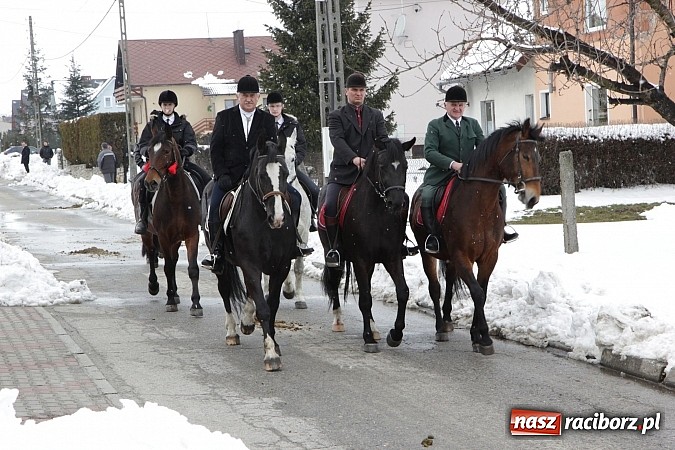 Zdjęcie w galerii na portalu naszraciborz.pl: Wielkanocna procesja konna w Bieńkowicach wiadomości z regionu