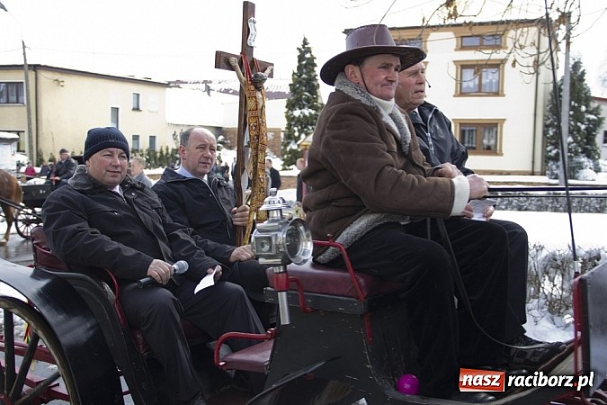 Zdjęcie w galerii na portalu naszraciborz.pl: W Raciborzu-Sudole zima jeźdźcom niestraszna. Przyjechał nawet szef Solidarności wiadomości z regionu