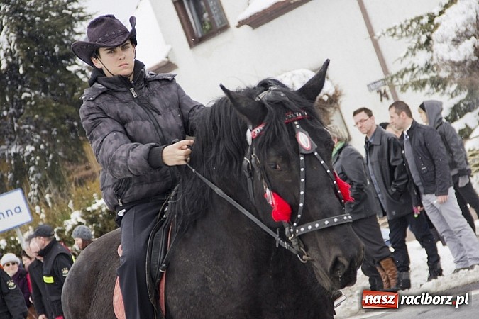 Zdjęcie w galerii na portalu naszraciborz.pl: W Raciborzu-Sudole zima jeźdźcom niestraszna. Przyjechał nawet szef Solidarności wiadomości z regionu