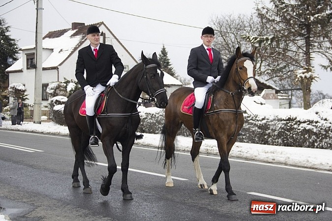 Zdjęcie w galerii na portalu naszraciborz.pl: W Raciborzu-Sudole zima jeźdźcom niestraszna. Przyjechał nawet szef Solidarności wiadomości z regionu