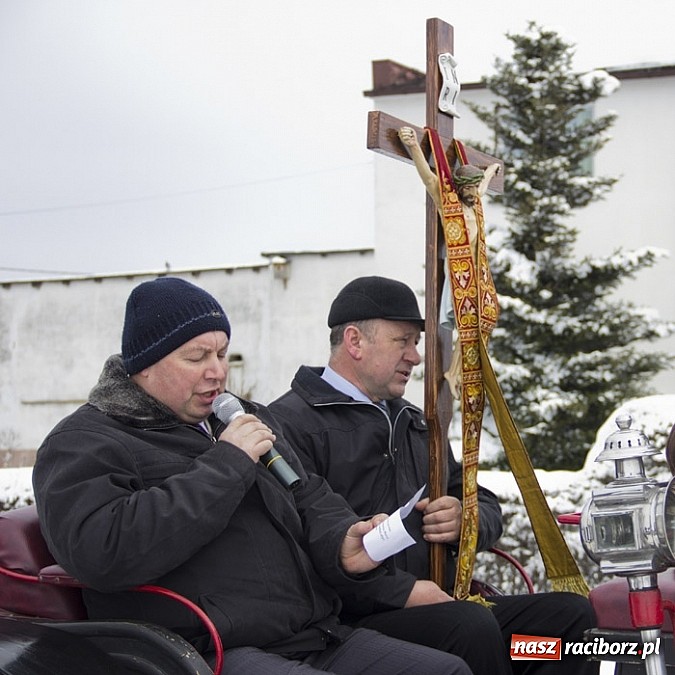 Zdjęcie w galerii na portalu naszraciborz.pl: W Raciborzu-Sudole zima jeźdźcom niestraszna. Przyjechał nawet szef Solidarności wiadomości z regionu