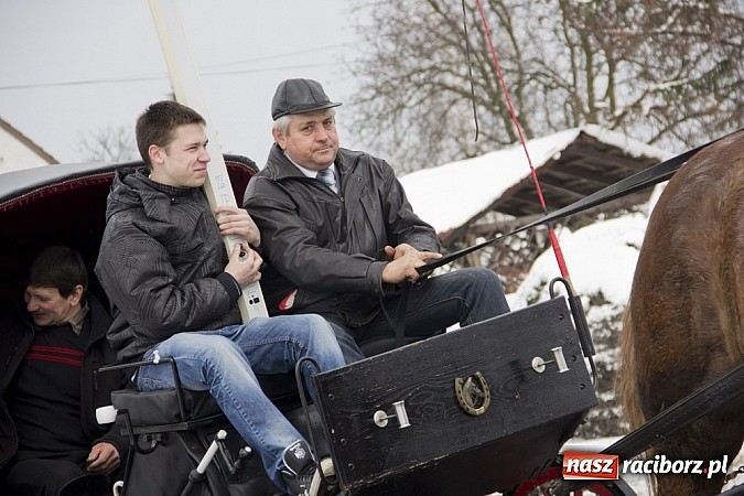 Zdjęcie w galerii na portalu naszraciborz.pl: W Raciborzu-Sudole zima jeźdźcom niestraszna. Przyjechał nawet szef Solidarności wiadomości z regionu