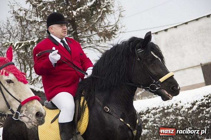 Zdjęcie w galerii na portalu naszraciborz.pl: W Raciborzu-Sudole zima jeźdźcom niestraszna. Przyjechał nawet szef Solidarności wiadomości z regionu