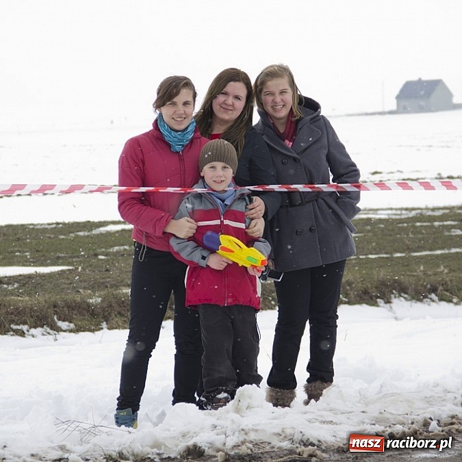 Zdjęcie w galerii na portalu naszraciborz.pl: W Raciborzu-Sudole zima jeźdźcom niestraszna. Przyjechał nawet szef Solidarności wiadomości z regionu
