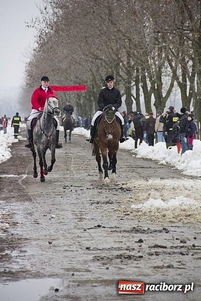 Zdjęcie w galerii na portalu naszraciborz.pl: W Raciborzu-Sudole zima jeźdźcom niestraszna. Przyjechał nawet szef Solidarności wiadomości z regionu