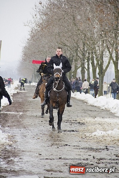 Zdjęcie w galerii na portalu naszraciborz.pl: W Raciborzu-Sudole zima jeźdźcom niestraszna. Przyjechał nawet szef Solidarności wiadomości z regionu