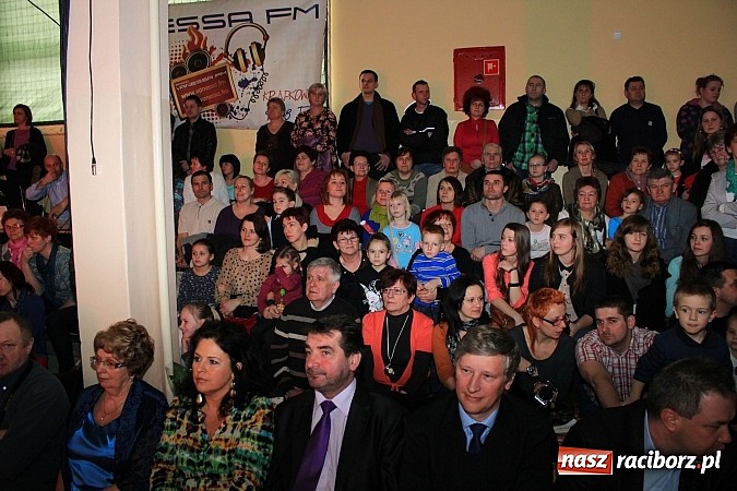 Zdjęcie w galerii na portalu naszraciborz.pl: Wspaniały jubileusz. Zespół taneczny 