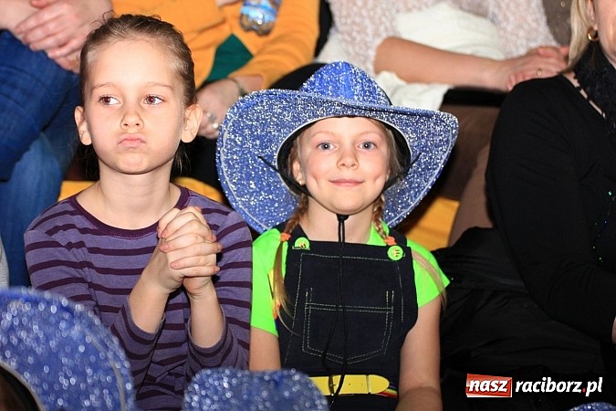 Zdjęcie w galerii na portalu naszraciborz.pl: Wspaniały jubileusz. Zespół taneczny 