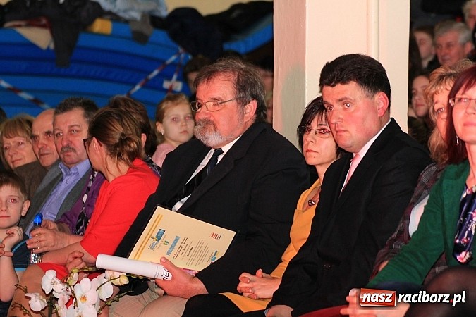 Zdjęcie w galerii na portalu naszraciborz.pl: Wspaniały jubileusz. Zespół taneczny 