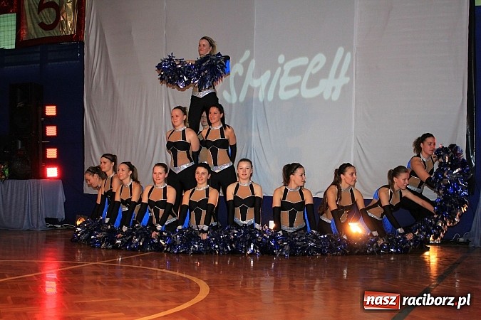 Zdjęcie w galerii na portalu naszraciborz.pl: Wspaniały jubileusz. Zespół taneczny 