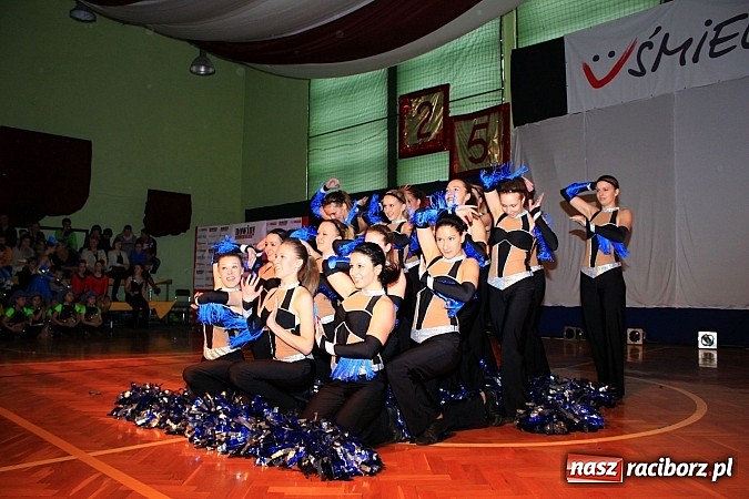 Zdjęcie w galerii na portalu naszraciborz.pl: Wspaniały jubileusz. Zespół taneczny 