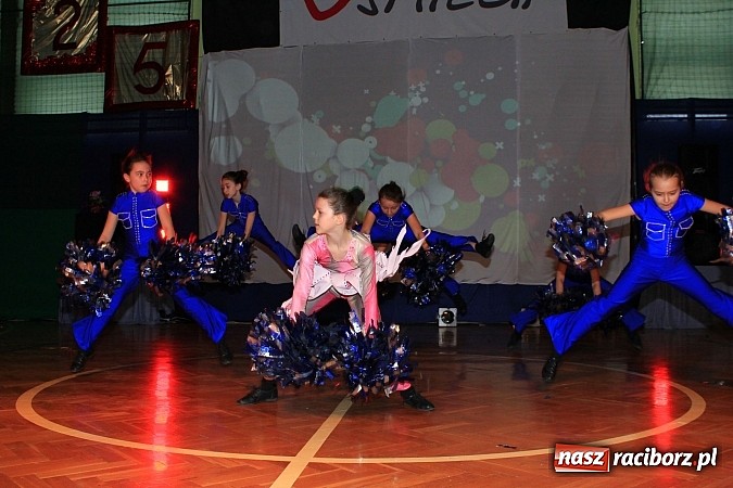 Zdjęcie w galerii na portalu naszraciborz.pl: Wspaniały jubileusz. Zespół taneczny 