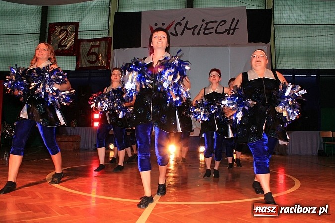 Zdjęcie w galerii na portalu naszraciborz.pl: Wspaniały jubileusz. Zespół taneczny 