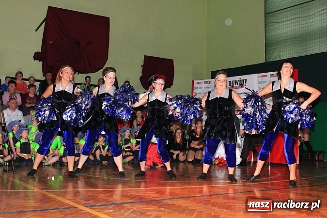 Zdjęcie w galerii na portalu naszraciborz.pl: Wspaniały jubileusz. Zespół taneczny 