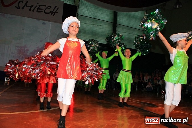 Zdjęcie w galerii na portalu naszraciborz.pl: Wspaniały jubileusz. Zespół taneczny 