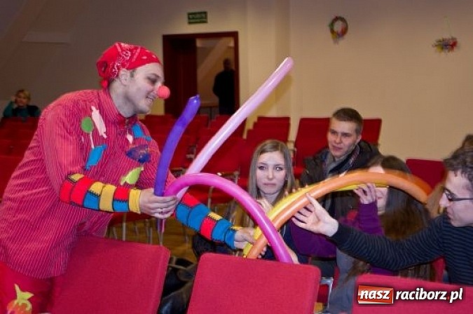 Zdjęcie w galerii na portalu naszraciborz.pl: Możesz nieść radość z doktorem Clownem wiadomości z regionu