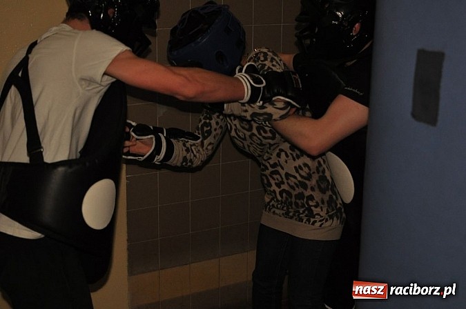 Zdjęcie w galerii na portalu naszraciborz.pl: Atak w ciemnościach paniom niestraszny wiadomości z regionu