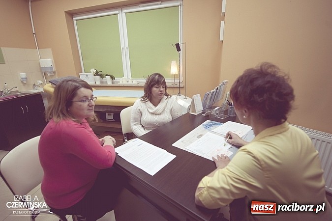 Zdjęcie w galerii na portalu naszraciborz.pl: Wiosenna przemiana Ewy i Weroniki wiadomości z regionu