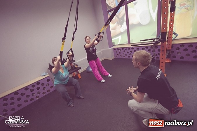 Zdjęcie w galerii na portalu naszraciborz.pl: Wiosenna przemiana Ewy i Weroniki wiadomości z regionu