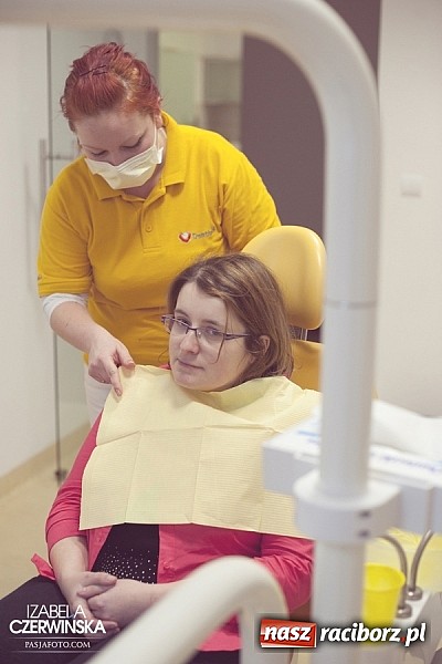 Zdjęcie w galerii na portalu naszraciborz.pl: Wiosenna przemiana Ewy i Weroniki wiadomości z regionu