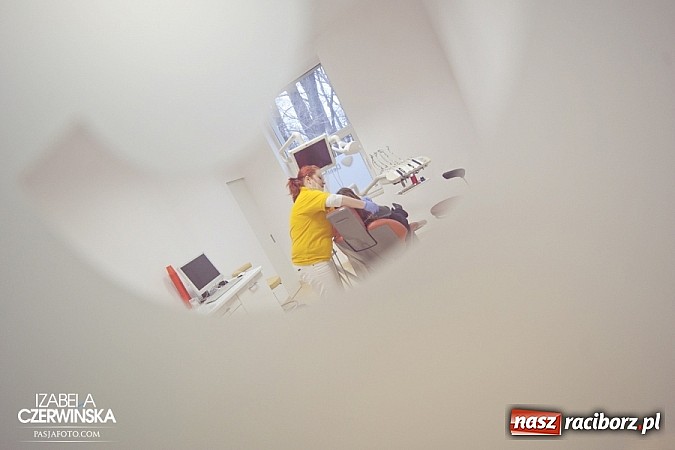 Zdjęcie w galerii na portalu naszraciborz.pl: Wiosenna przemiana Ewy i Weroniki wiadomości z regionu