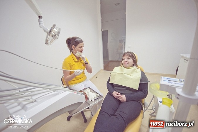 Zdjęcie w galerii na portalu naszraciborz.pl: Wiosenna przemiana Ewy i Weroniki wiadomości z regionu