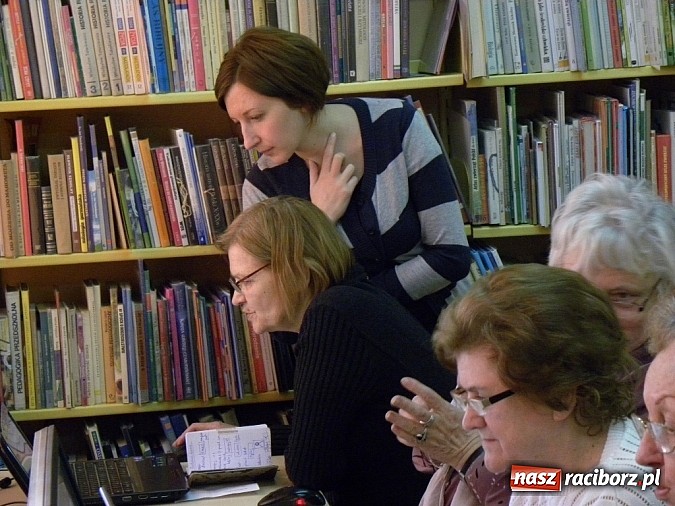 Zdjęcie w galerii na portalu naszraciborz.pl: Seniorzy mistrzami klawiatury wiadomości z regionu