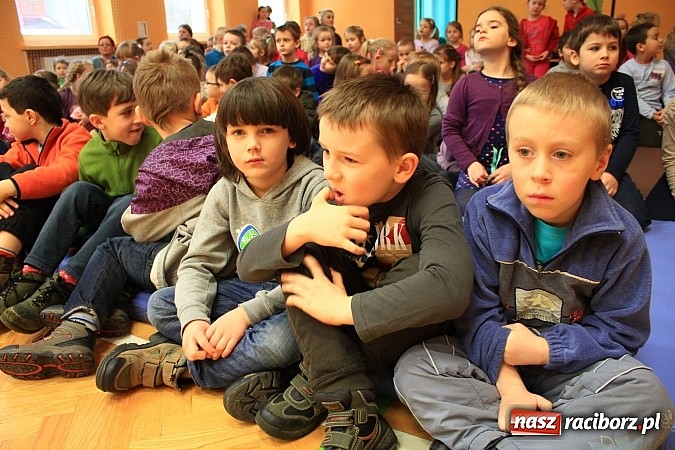 Zdjęcie w galerii na portalu naszraciborz.pl: SP 13 - szkoła otwarta dla przedszkolaków wiadomości z regionu