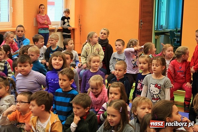 Zdjęcie w galerii na portalu naszraciborz.pl: SP 13 - szkoła otwarta dla przedszkolaków wiadomości z regionu