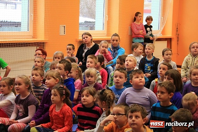 Zdjęcie w galerii na portalu naszraciborz.pl: SP 13 - szkoła otwarta dla przedszkolaków wiadomości z regionu