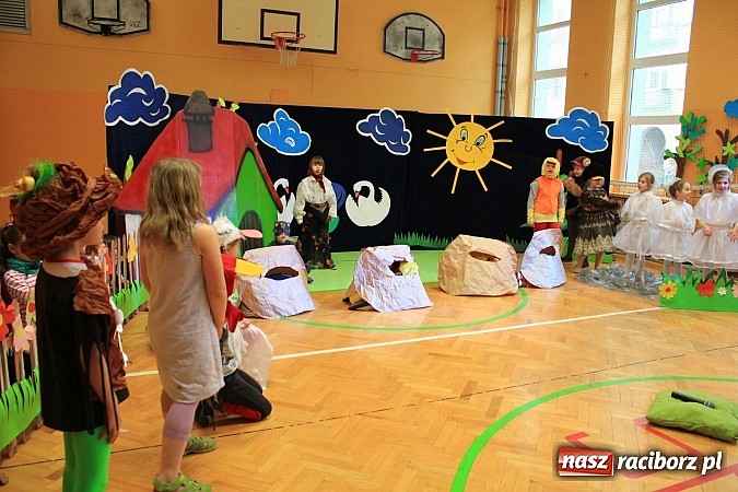 Zdjęcie w galerii na portalu naszraciborz.pl: SP 13 - szkoła otwarta dla przedszkolaków wiadomości z regionu