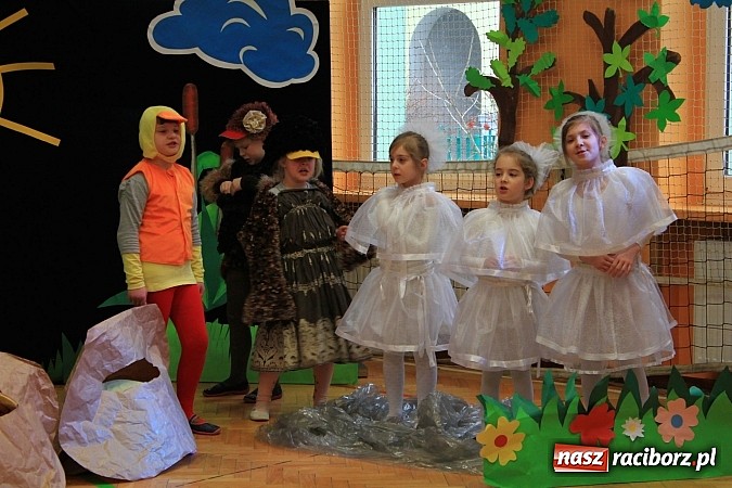 Zdjęcie w galerii na portalu naszraciborz.pl: SP 13 - szkoła otwarta dla przedszkolaków wiadomości z regionu