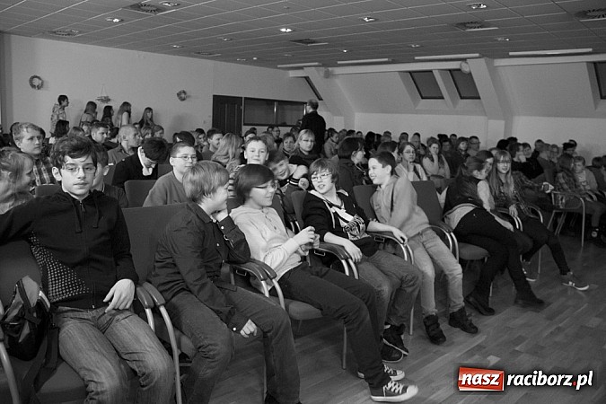 Zdjęcie w galerii na portalu naszraciborz.pl: Na zamku odbyła się noc z horrorem wiadomości z regionu