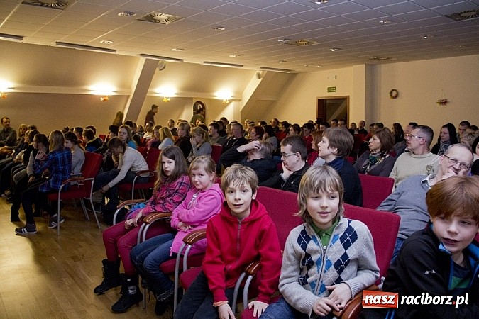 Zdjęcie w galerii na portalu naszraciborz.pl: Na zamku odbyła się noc z horrorem wiadomości z regionu
